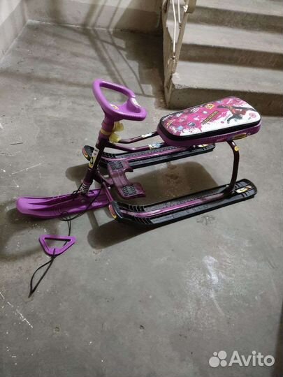 Детский снегокат бу