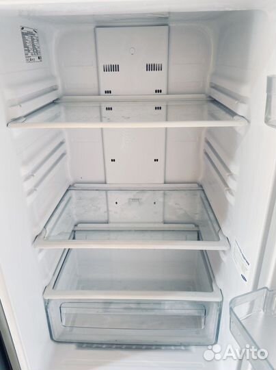 Холодильник Samsung No Frost