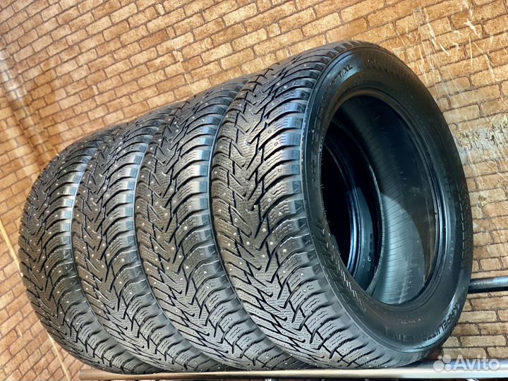 Nokian Tyres Hakkapeliitta 8 SUV 245/55 R19
