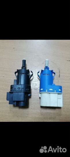 Датчик педали тормоза