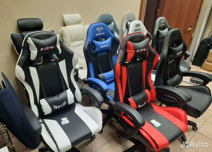 Офисное кресло. Компьютерный стул