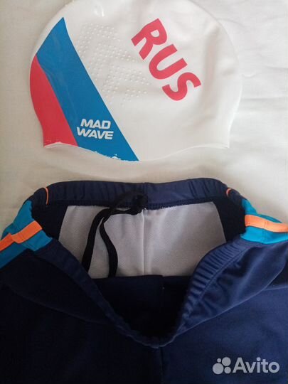 Плавки и шапочка