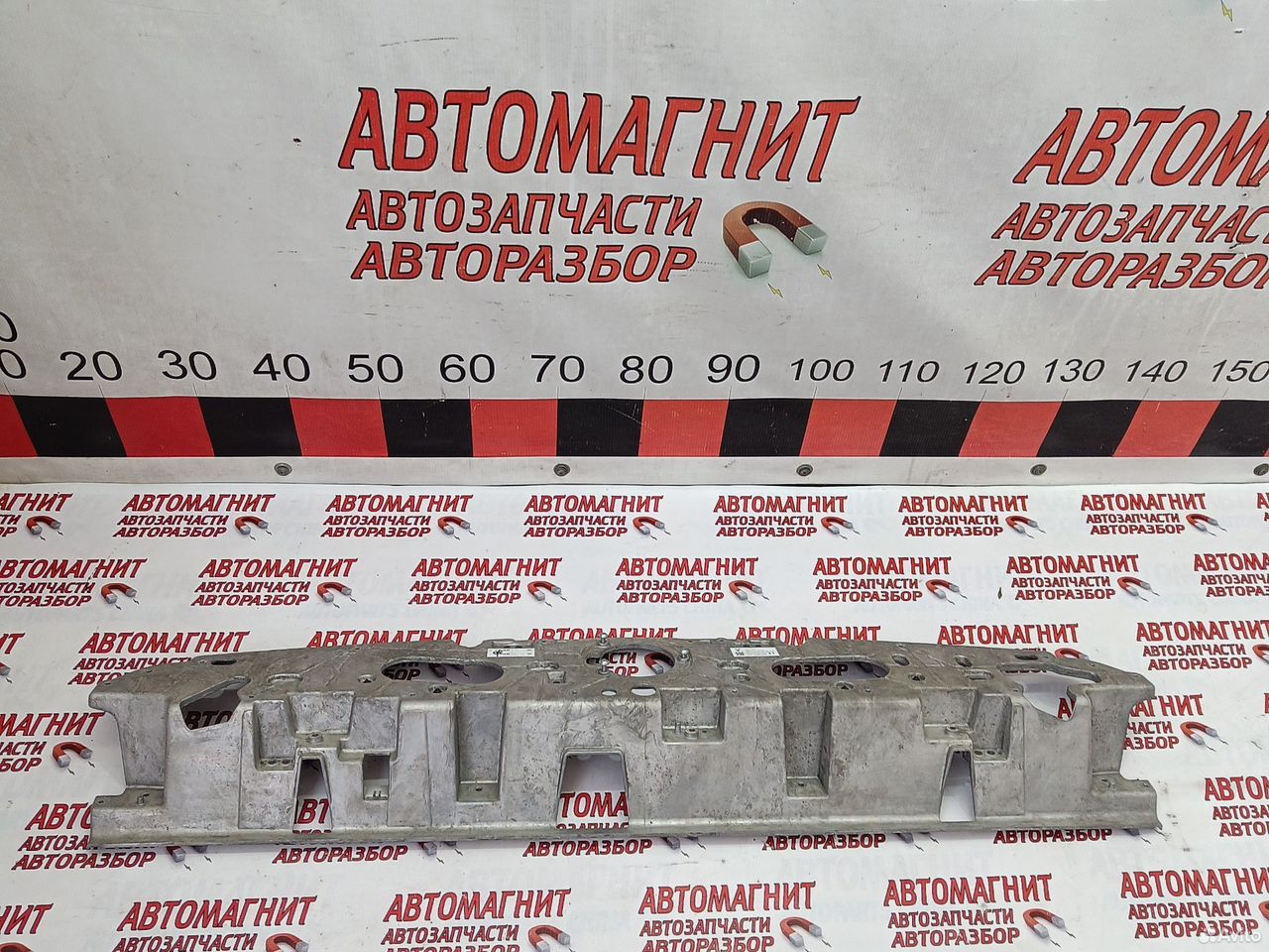 Кронштейн крепления регулировки дисплея Voyah Free