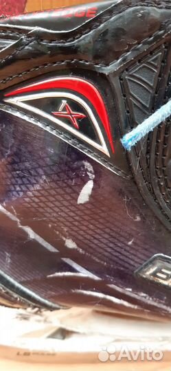 Коньки хоккейные