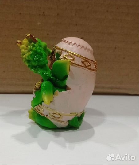 Дракончик фигурка