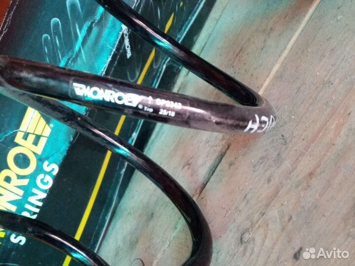 Пружина Ситроен Xsara Пикассо