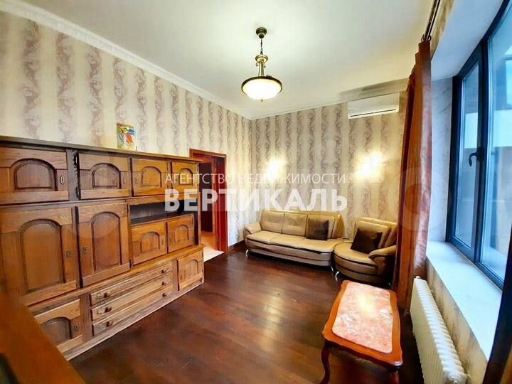 2-к. квартира, 65 м², 4/17 эт.