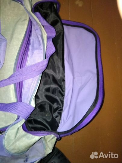 Большая сумка на колёсиками