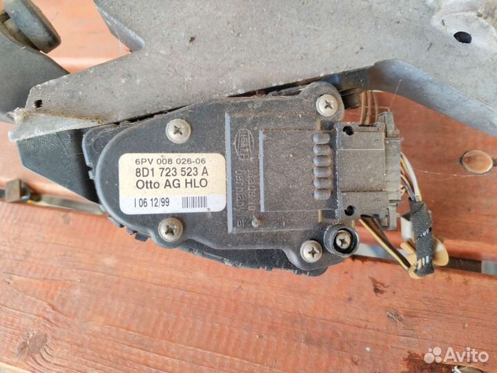 Педаль газа audi a6 с5 2.4 АКПП