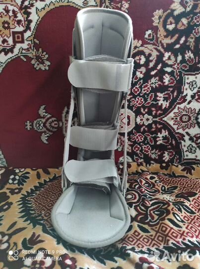 Тутор на стопу