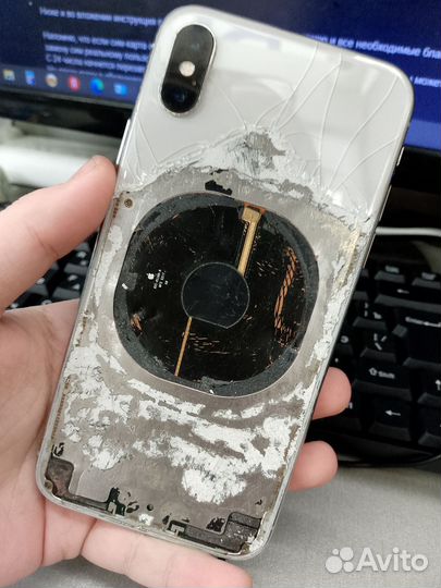 iPhone X, 64 ГБ