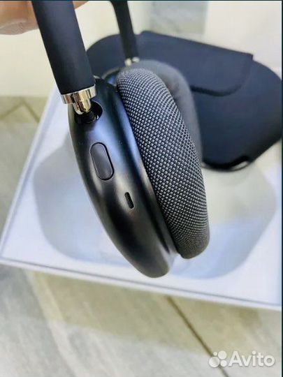 Новые AirPods Max + Картхолдер в подарок