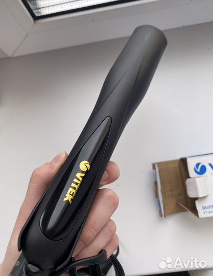 Выпрямитель для волос vitek