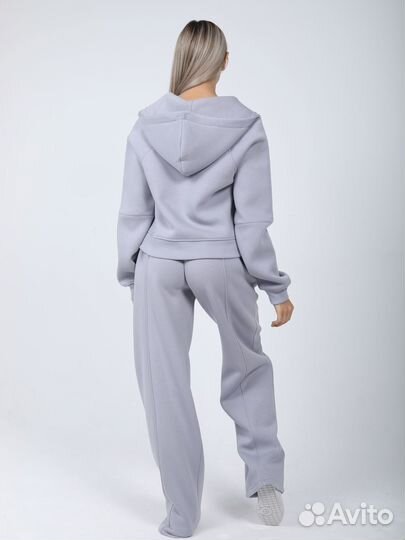 Костюм повседневный женский