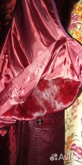 Женские вещи и обувь