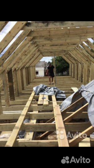 Бригада строителей