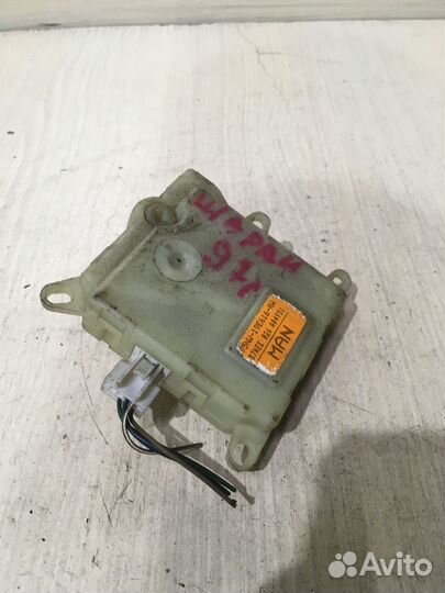 Моторчик заслонки печки Фольксваген Шаран 1997