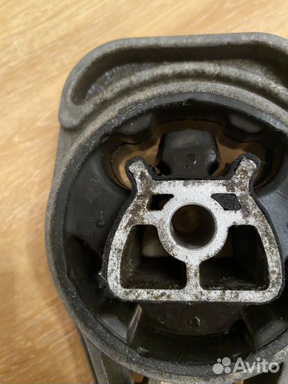 Опора двигателя нижняя авео, кобальт