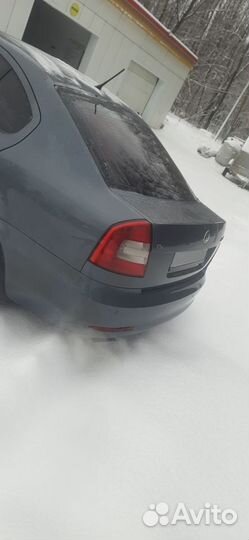 Skoda Octavia 1.8 AT, 2011, 242 000 км