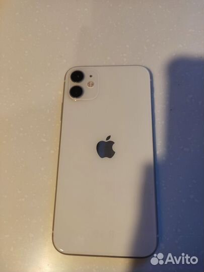iPhone 11, 256 ГБ