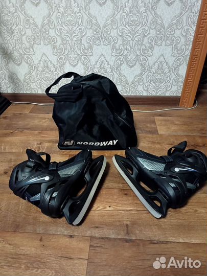 Коньки ледовые roces