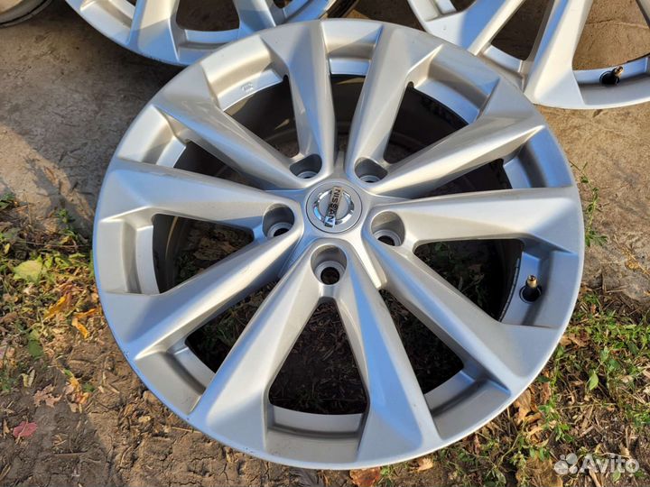 Диски Nissan r17