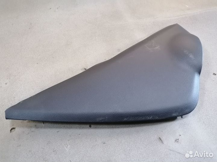 Крышка боковая на торпедо правая Kia RIO 2011-2017