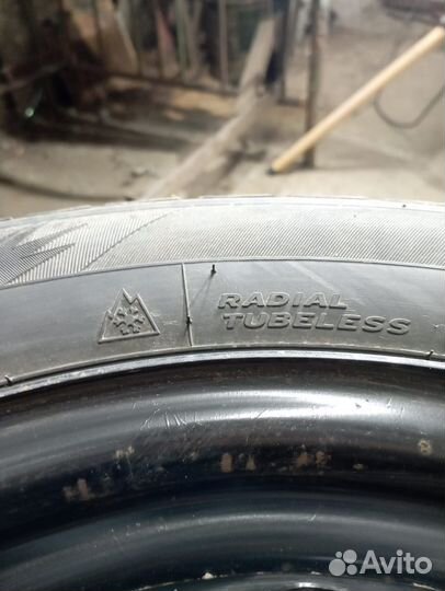 Hankook Winter I'Cept IZ2 5.00/4.5 R15