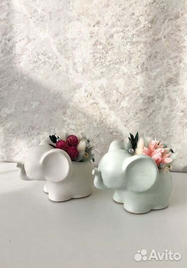 Композиция слоник с сухоцветами