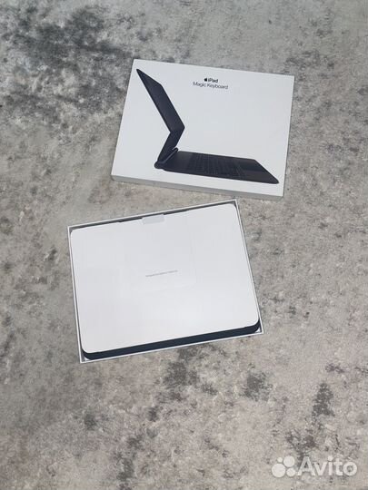 Apple magic keyboard iPad pro 11