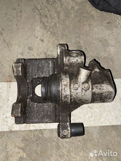 Суппорт задний ford focus 2