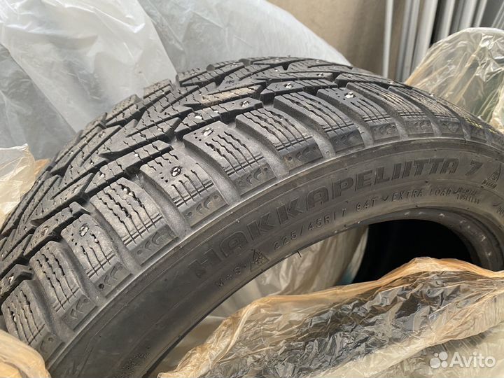 Nokian Tyres Hakkapeliitta 7 225/45 R17