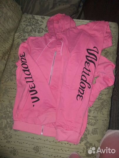 Костюмы спортивные женские