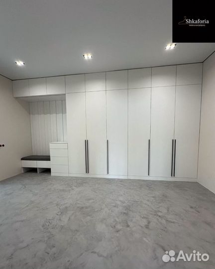 Шкаф распашной с фрезеровкой