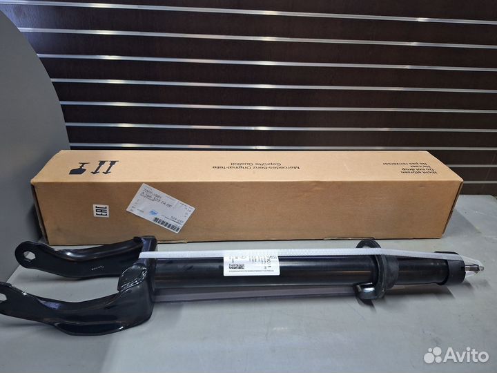 Передний амортизатор Mercedes-Benz M W166