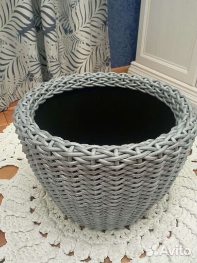 Кашпо 16 л из полиротанга