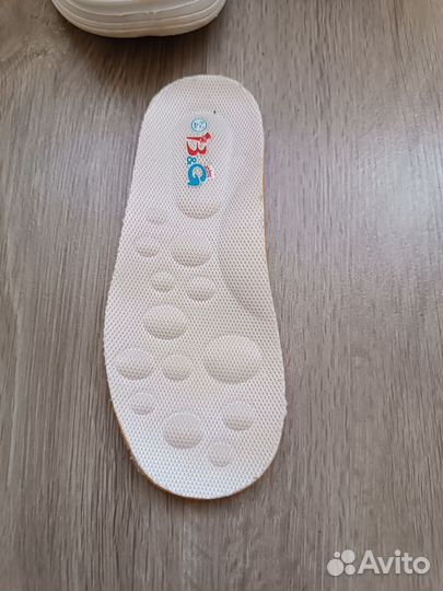 Кроссовки детские 24р-р