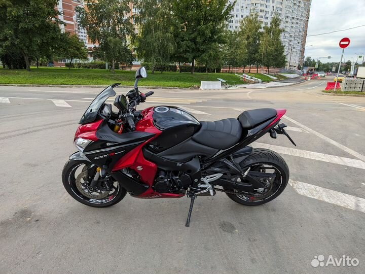 Мотоцикл Suzuki GSX-S1000F