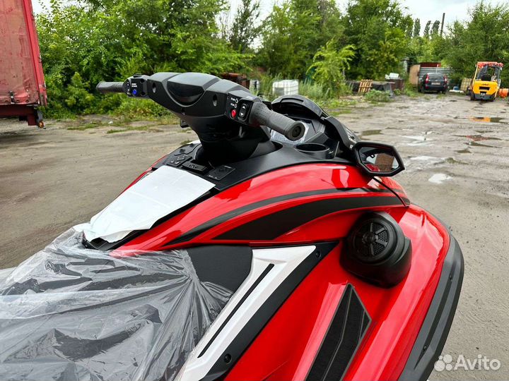 Продам гидроцикл Yamaha FX