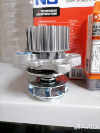 Водяной насос помпа Skoda Volkswagen