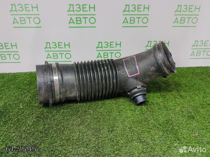 Патрубок воздухозаборника Audi A6 C6