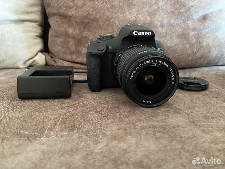 Canon eos 2000d