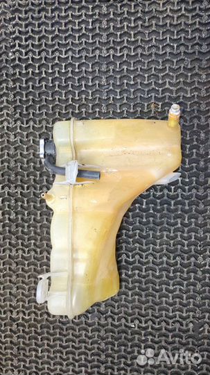 Бачок расширительный Dodge Charger 2014, 2016