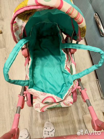 Коляска кукольная