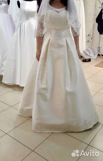 Свадебное платье