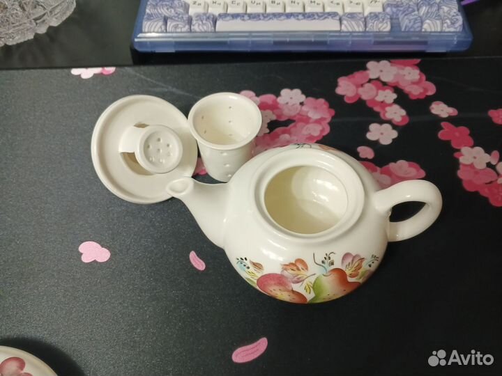 Самовар и заварочный чайник фарфор