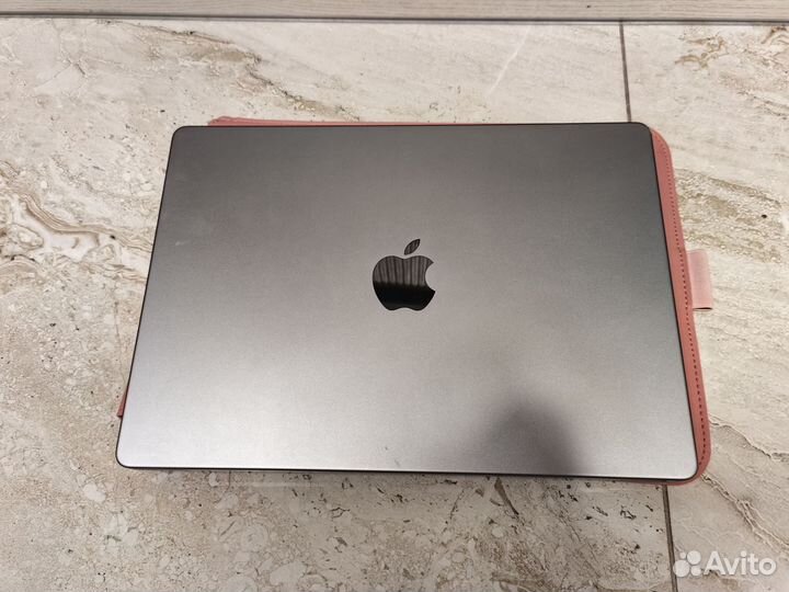 Macbook Pro 14 2021 M1pro