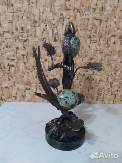 Бронзовая статуэтка