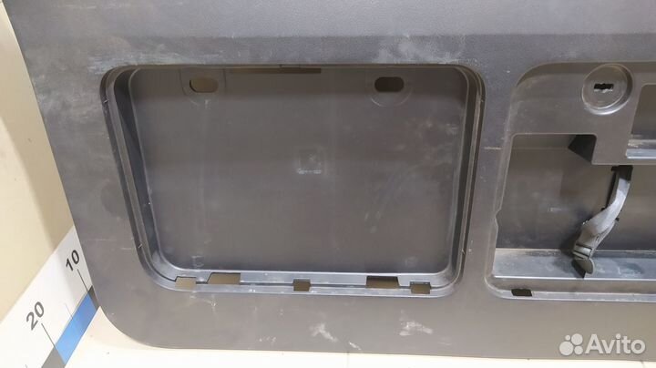 Обшивка двери багажника Land Cruiser (150) -Prado