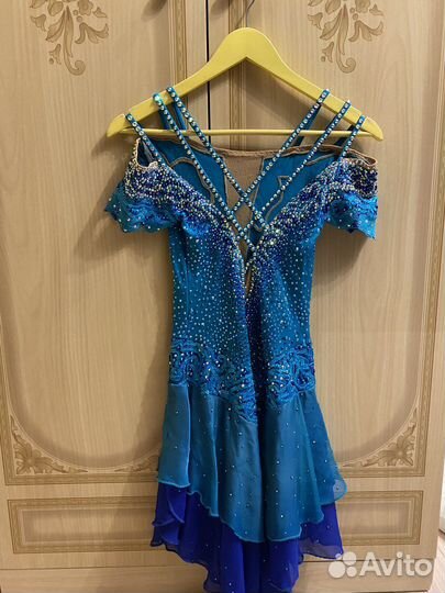 Платье для выступлений фигурное катание